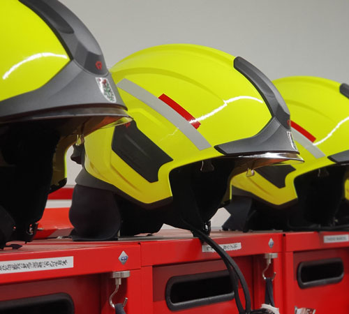 Neue Helme für die Feuerwehren der Stadt Mittenwalde