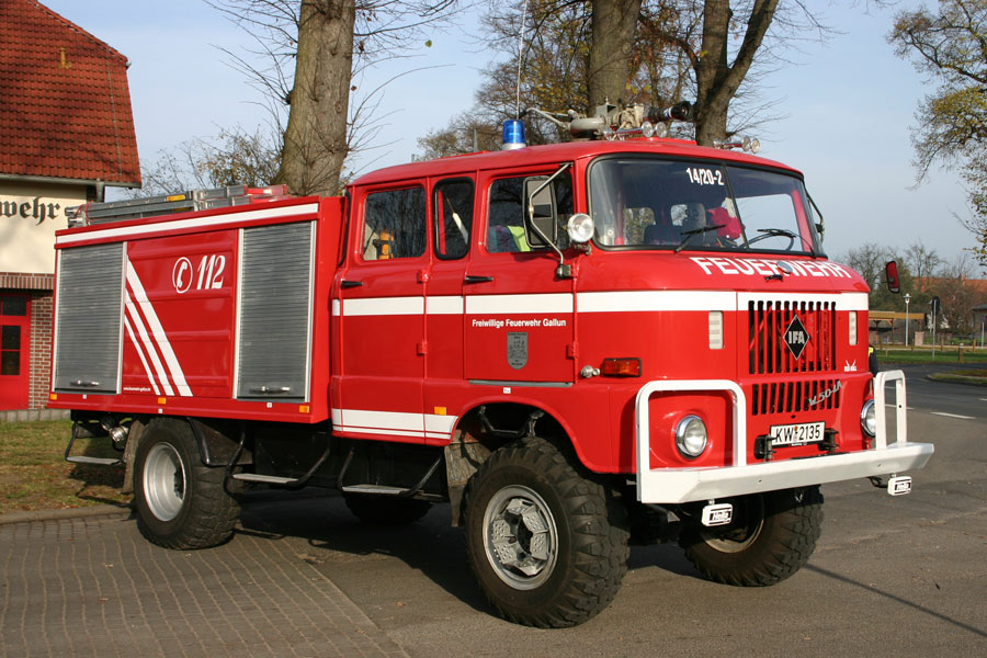 Tanklösch­fahrzeug (TLF) 16 GMK (W50)