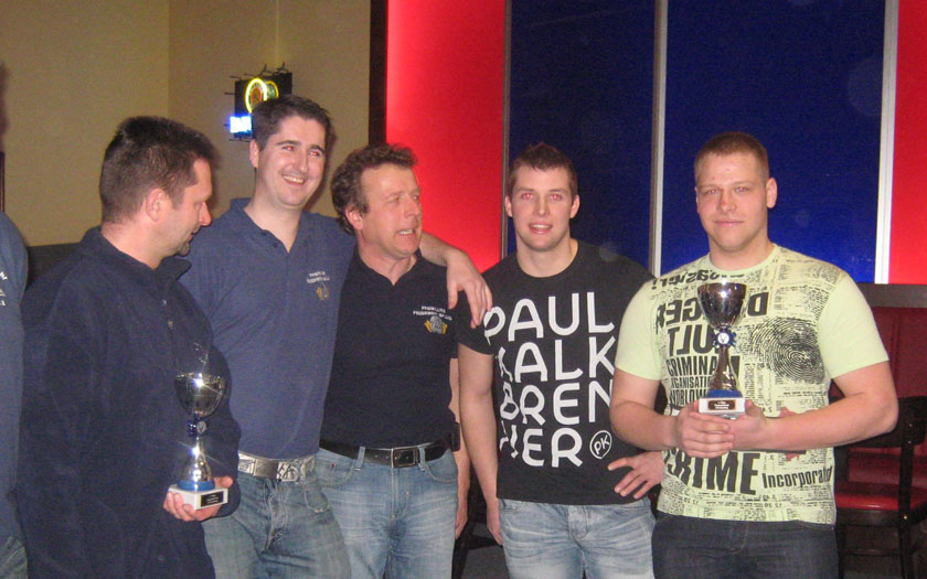 Unser Siegerteam: ab Zweitem v.l.n.r.: Dorian K., Jörg S., Toni B. und Chris M.