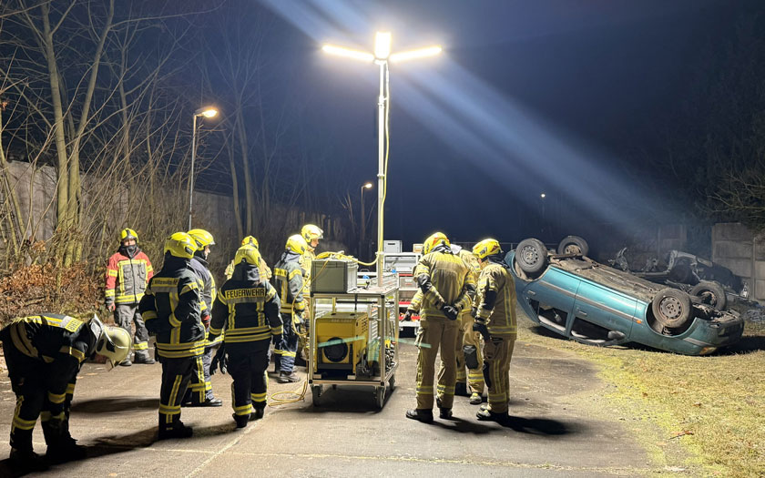 Die Station zum Einsatz des Paratech-Rettungsstützen-Systems im Außenbereich